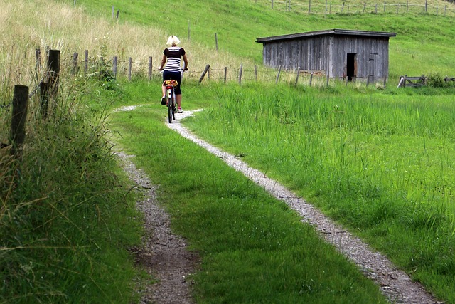 Radfahrerin stirbt nach Unfall in Ichtershausen