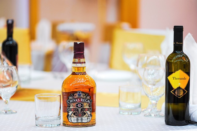 Neue Partnerschaft zwischen Charles Leclerc und Chivas Regal