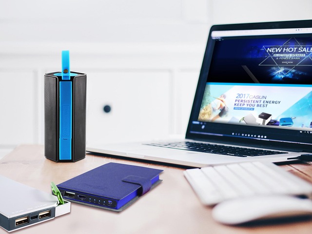 Explosion einer Powerbank in Flughafen-Lounge